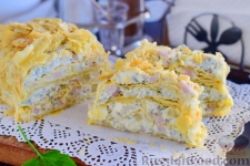Торт закусочный "Наполеон" с сыром, ветчиной и ананасом 100г